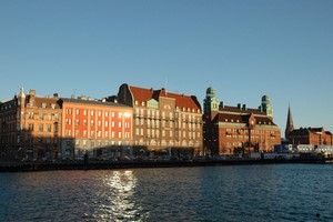 Aluguer de carro barato em Malmö  ✓ As nossas ofertas de automóveis de aluguer incluem seguro ✓ e quilometragem sem limites ✓ na maioria dos destinos